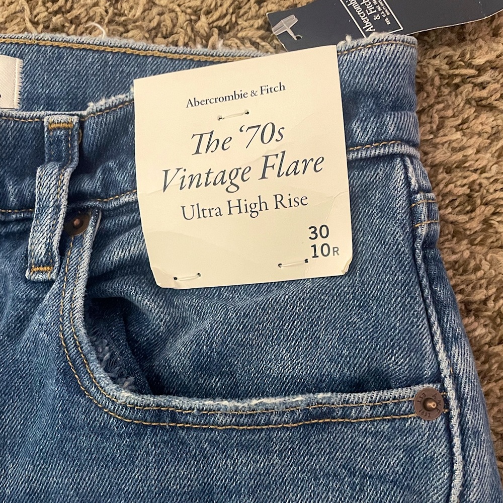 Abercrombie Ultra High Rise Flare Jeans- New w/ tags never worn